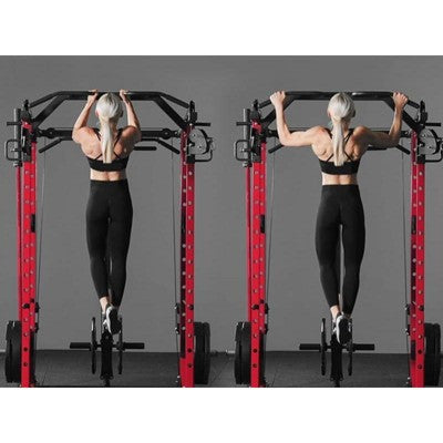 Klatka treningowa z bramą kablową do domu